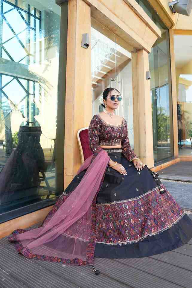 multi-color-zari-thread-embroidery-work-designer-lehenga-choli-for-any-function