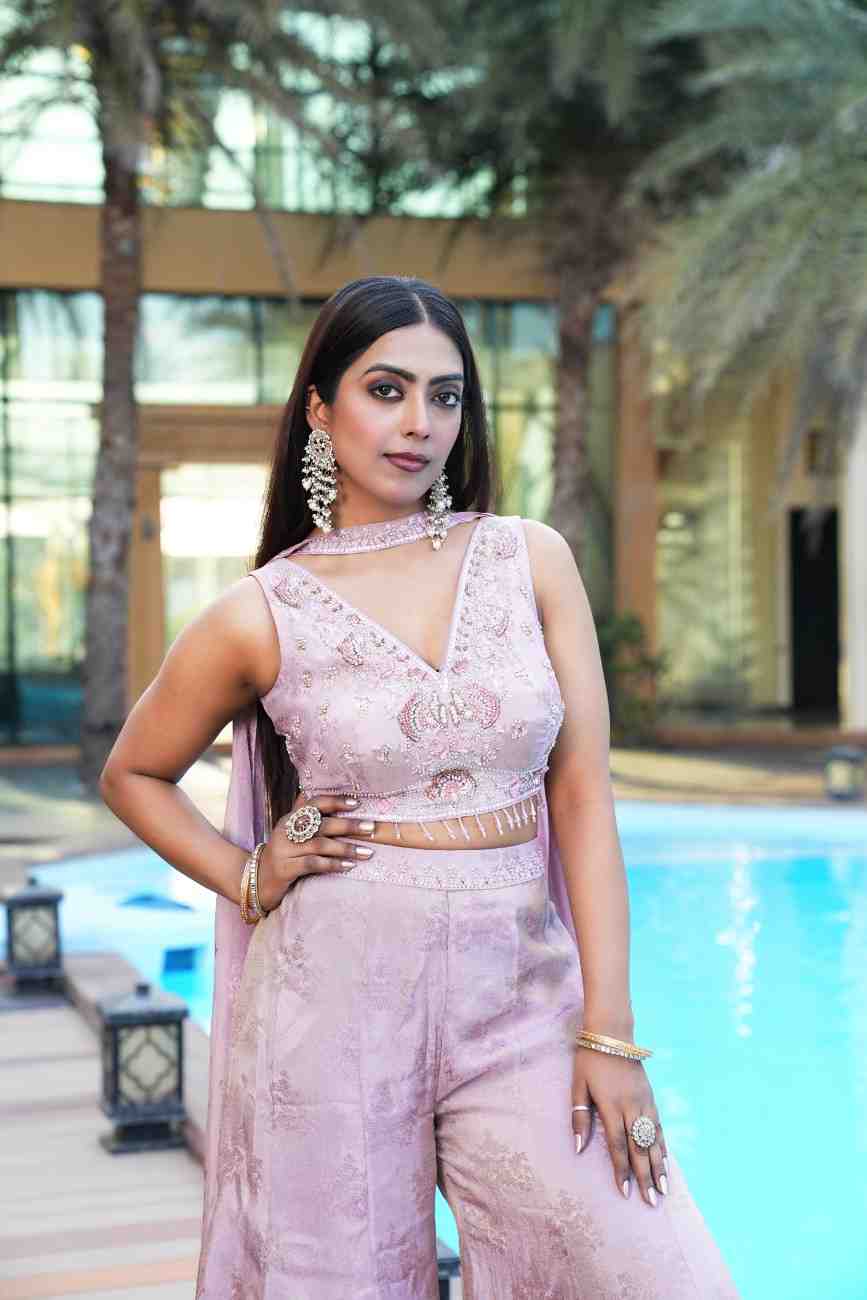 shadding-pink-color-sequence-thread-work-designer-wedding-lehenga-choli-for-wedding-function